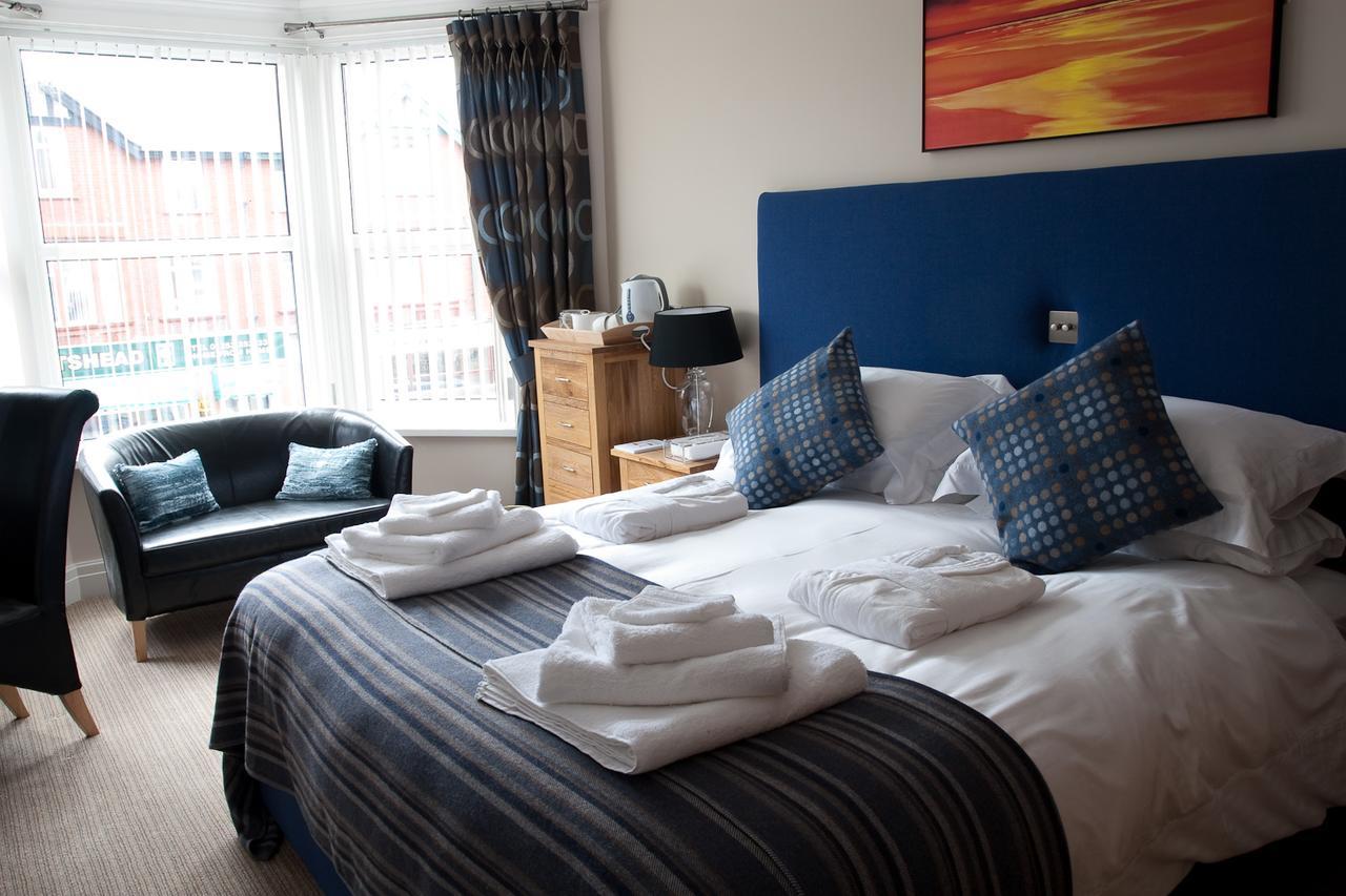 Langtrys Bed and Breakfast Blackpool Exteriör bild